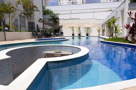 Apartamento para alugar com 48m², 2 quartos e 1 vagaÁrea comum - Piscina