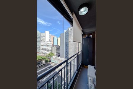Varanda de kitnet/studio à venda com 1 quarto, 28m² em Liberdade, São Paulo