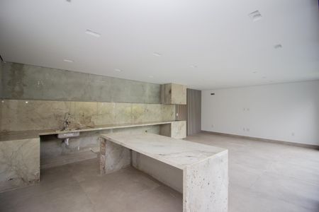 Casa de condomínio para alugar com 650m², 3 quartos e 4 vagasCozinha 2