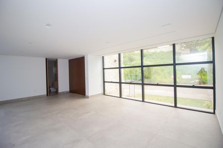 Sala de casa de condomínio para alugar com 3 quartos, 650m² em Estância Silveira, Contagem