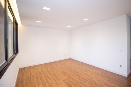 Casa de condomínio para alugar com 650m², 3 quartos e 4 vagasQuarto Suíte