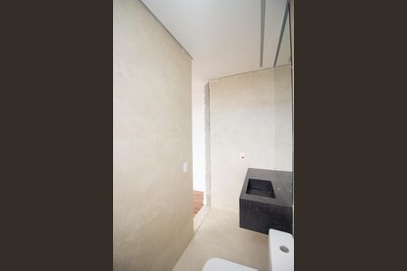 Casa de condomínio para alugar com 650m², 3 quartos e 4 vagasBanheiro da Suíte 1