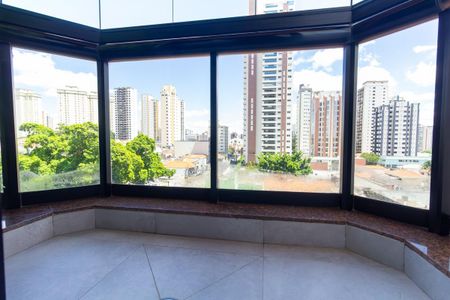 Apartamento à venda com 200m², 3 quartos e 3 vagasSacada