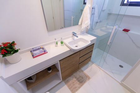 Apartamento à venda com 200m², 3 quartos e 3 vagasBanheiro 2