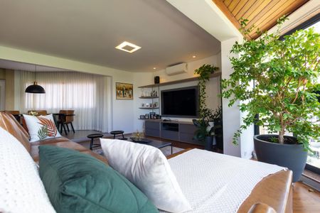 Apartamento à venda com 200m², 3 quartos e 3 vagasSala