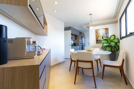Apartamento à venda com 200m², 3 quartos e 3 vagasCozinha