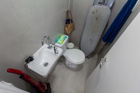 Apartamento à venda com 200m², 3 quartos e 3 vagasLavabo 2