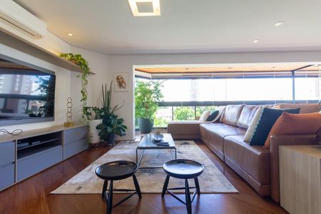 Apartamento à venda com 200m², 3 quartos e 3 vagasSala