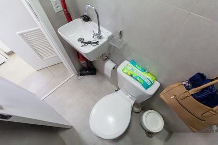 Apartamento à venda com 200m², 3 quartos e 3 vagasLavabo 2