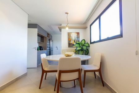 Apartamento à venda com 200m², 3 quartos e 3 vagasCozinha