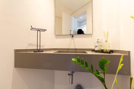 Apartamento à venda com 200m², 3 quartos e 3 vagasLavabo 1