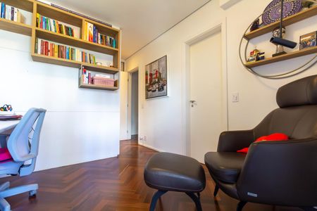 Apartamento à venda com 200m², 3 quartos e 3 vagasQuarto 2