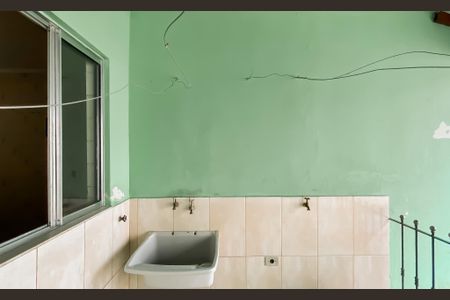 Casa para alugar com 70m², 2 quartos e 1 vagaÁrea de Serviço