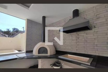 Apartamento à venda com 77m², 2 quartos e 1 vagaÁREA COMUM