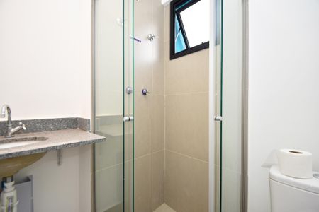 Studio para alugar com 25m², 1 quarto e sem vaga Studio para alugar com 25m², 1 quarto e sem vagaBanheiro social
