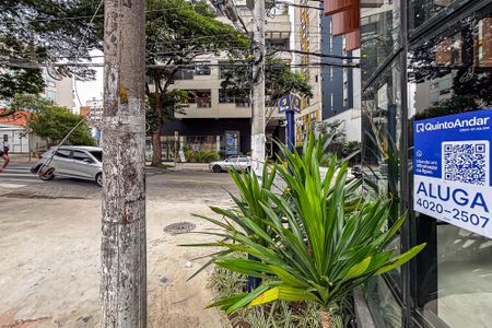 Studio para alugar com 25m², 1 quarto e sem vaga Studio para alugar com 25m², 1 quarto e sem vagaFachada