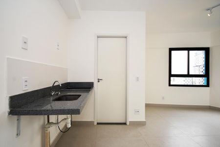 Studio para alugar com 25m², 1 quarto e sem vaga Studio para alugar com 25m², 1 quarto e sem vagaCozinha