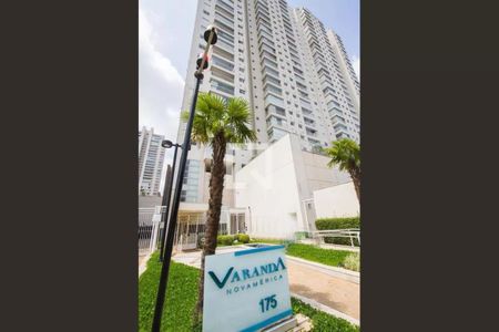 Apartamento à venda com 65m², 2 quartos e 1 vagaFachada