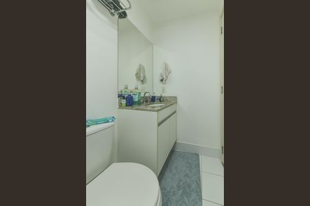 Apartamento à venda com 65m², 2 quartos e 1 vagaBanheiro Social