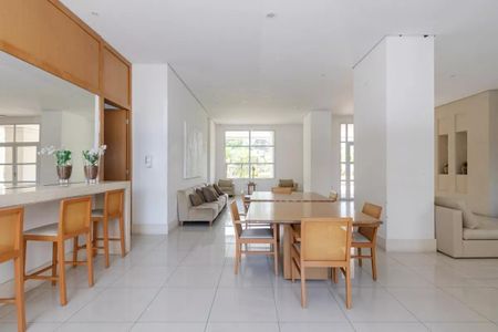 Apartamento à venda com 65m², 2 quartos e 1 vagaÁrea Comum