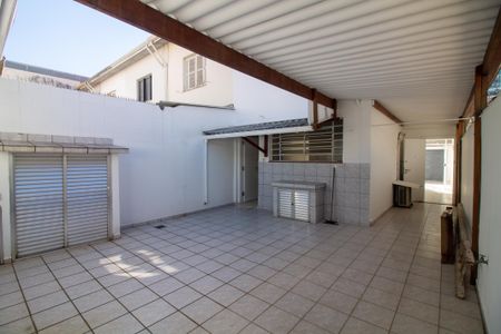 Casa para alugar com 120m², 3 quartos e 2 vagas Casa para alugar com 120m², 3 quartos e 2 vagasQuintal