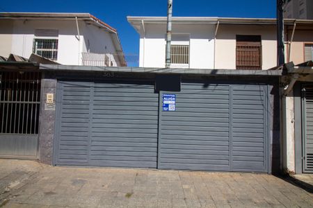 Casa para alugar com 120m², 3 quartos e 2 vagas Casa para alugar com 120m², 3 quartos e 2 vagasFachada