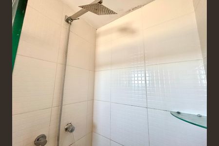 Apartamento à venda com 45m², 2 quartos e 1 vagaBanheiro 