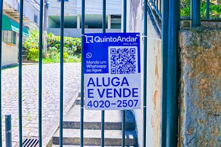 Apartamento para alugar com 50m², 2 quartos e 1 vaga Apartamento para alugar com 50m², 2 quartos e 1 vagaFachada e portaria com placa