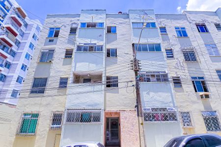 Apartamento para alugar com 50m², 2 quartos e 1 vaga Apartamento para alugar com 50m², 2 quartos e 1 vagaFachada do bloco
