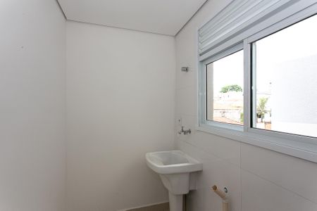 Apartamento para alugar com 45m², 2 quartos e 1 vagaÁrea de Serviço