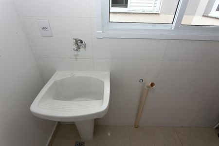 Apartamento para alugar com 45m², 2 quartos e 1 vagaÁrea de Serviço