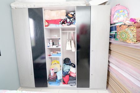 Apartamento à venda com 48m², 1 quarto e 1 vagaQuarto 2