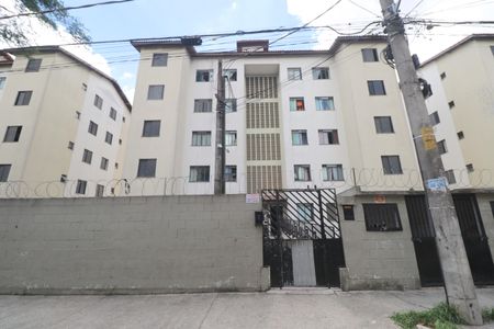 Apartamento à venda com 48m², 1 quarto e 1 vagaFachada e portaria