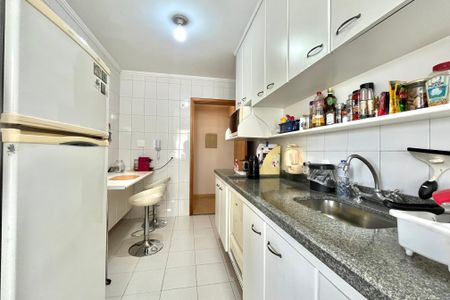 Apartamento para alugar com 63m², 2 quartos e 1 vagaCozinha