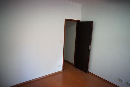 Casa à venda com 200m², 2 quartos e 2 vagasQuarto Suíte