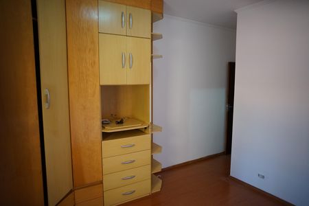 Casa à venda com 200m², 2 quartos e 2 vagasQuarto 2