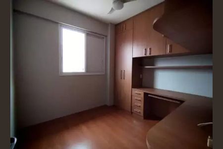 Apartamento para alugar com 214m², 4 quartos e 4 vagas