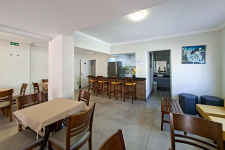 Apartamento para alugar com 53m², 1 quarto e 1 vaga Apartamento para alugar com 53m², 1 quarto e 1 vagaÁrea comum - Salão de festas