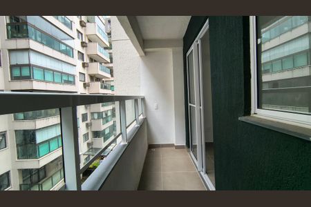 Apartamento para alugar com 62m², 2 quartos e 1 vagaVaranda 