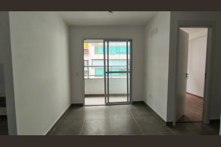 Apartamento para alugar com 62m², 2 quartos e 1 vagaSala
