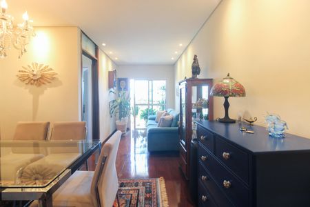Apartamento à venda com 140m², 3 quartos e 1 vaga Apartamento à venda com 140m², 3 quartos e 1 vagaSala