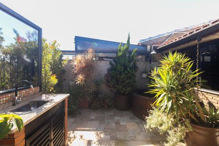 Apartamento à venda com 140m², 3 quartos e 1 vaga Apartamento à venda com 140m², 3 quartos e 1 vagaCobertura - Área Externa Privativa