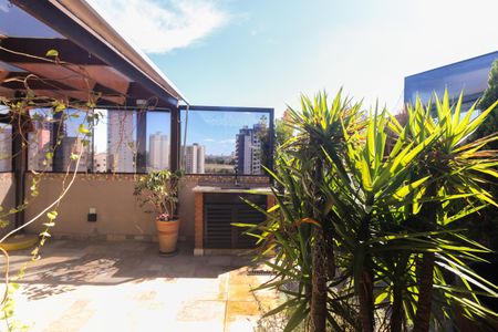 Apartamento à venda com 140m², 3 quartos e 1 vaga Apartamento à venda com 140m², 3 quartos e 1 vagaCobertura - Área Externa Privativa