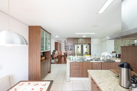 Apartamento à venda com 278m², 4 quartos e 4 vagasCozinha