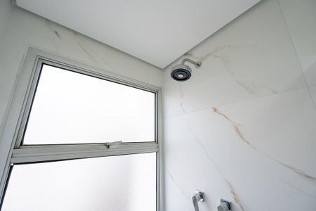 Apartamento à venda com 278m², 4 quartos e 4 vagasBanheiro da Suíte 1