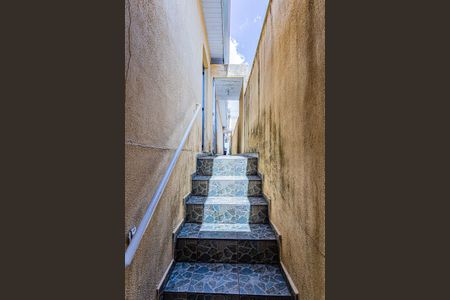 Casa à venda com 120m², 2 quartos e 2 vagas Casa à venda com 120m², 2 quartos e 2 vagasCorredor