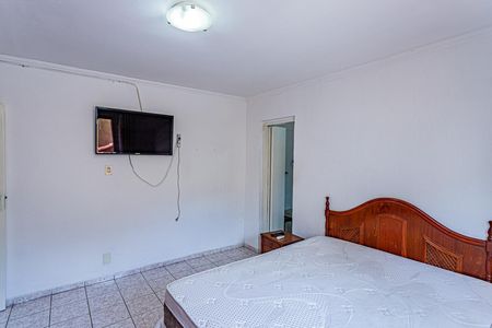 Casa à venda com 120m², 2 quartos e 2 vagas Casa à venda com 120m², 2 quartos e 2 vagasSuite