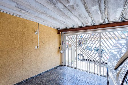 Casa à venda com 120m², 2 quartos e 2 vagas Casa à venda com 120m², 2 quartos e 2 vagasGaragem