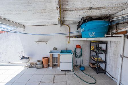 Casa à venda com 120m², 2 quartos e 2 vagas Casa à venda com 120m², 2 quartos e 2 vagasÁrea de Serviço e terraço