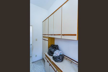 Casa à venda com 120m², 2 quartos e 2 vagas Casa à venda com 120m², 2 quartos e 2 vagasQuarto de Serviço